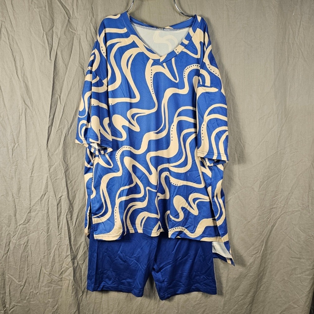 Cueply Women Blue Tan Abstract Swirl Print Oversized Top and Shorts Set Size M
